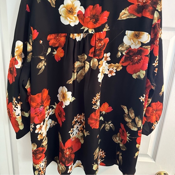 Avenue Blouse - Picture 5 of 6